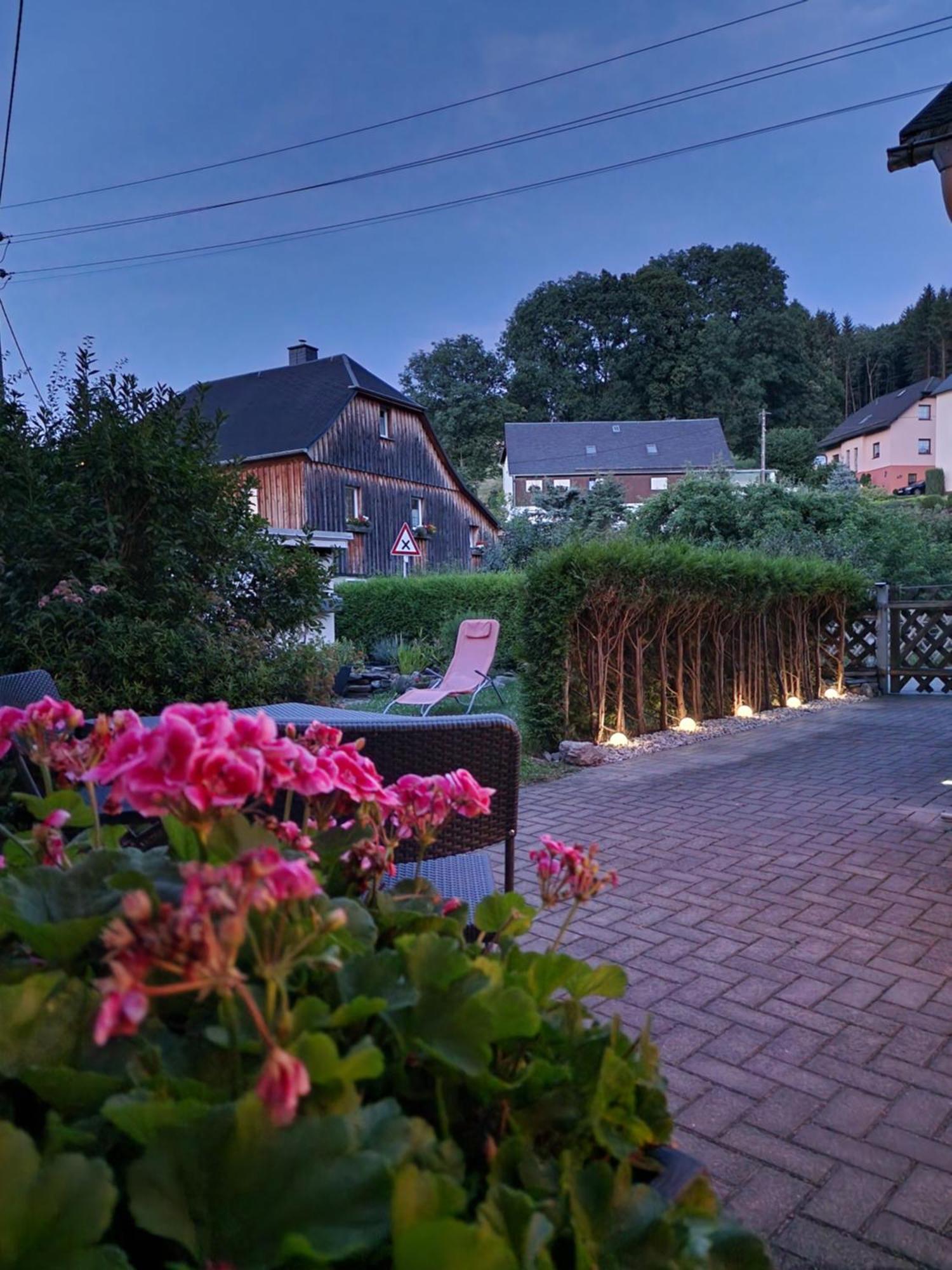 Ferienwohnung Haus Sonnenblick Burkhardtsdorf Exteriör bild